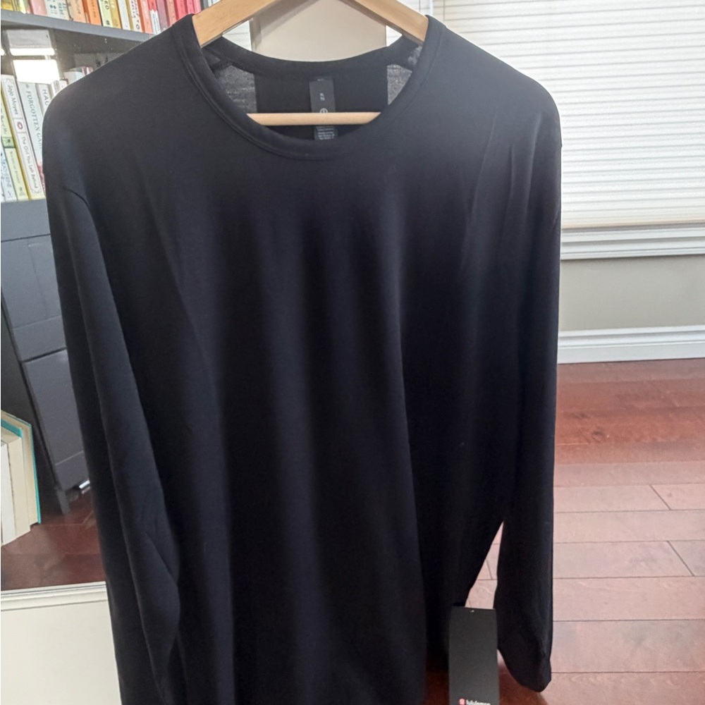 Lululemon Merino Wool Blend Black Long Sleeve Shirt